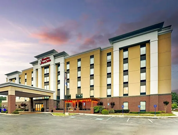 Hampton Inn & Suites Rome hotel detail image 1