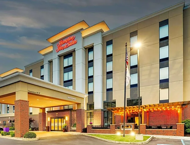 Hampton Inn & Suites Rome hotel detail image 2