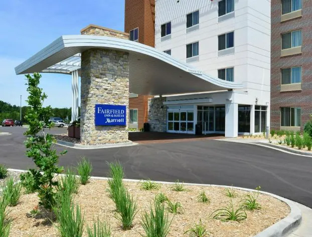 Fairfield Inn & Suites by Marriott Eau Claire Chippewa Falls hotel detail image 1