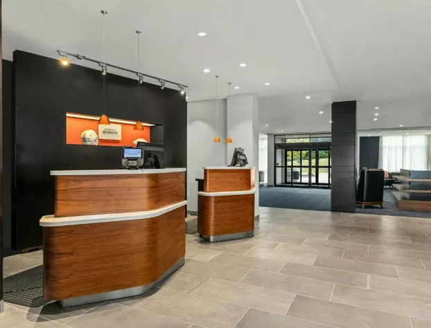 Courtyard by Marriott Oxford hotel detail image 2