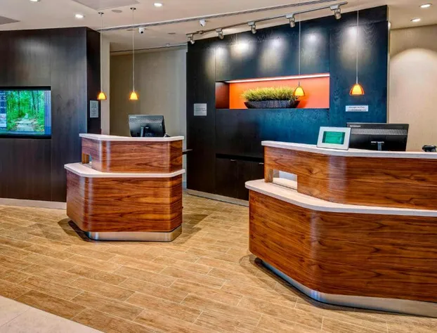 Courtyard by Marriott Oxford hotel detail image 3