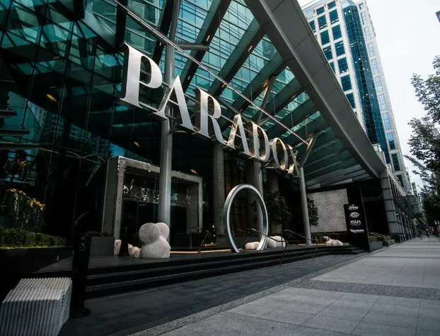 Paradox Vancouver hotel detail image 2