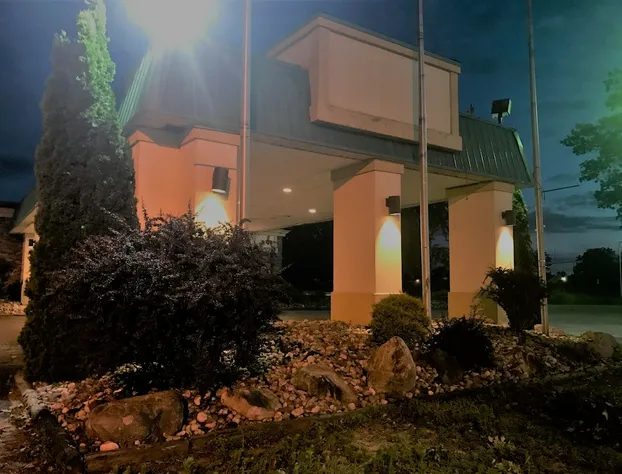 Quality Inn hotel detail image 1