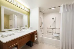 Home2 Suites by Hilton Milwaukee Brookfield hotel detail image 2