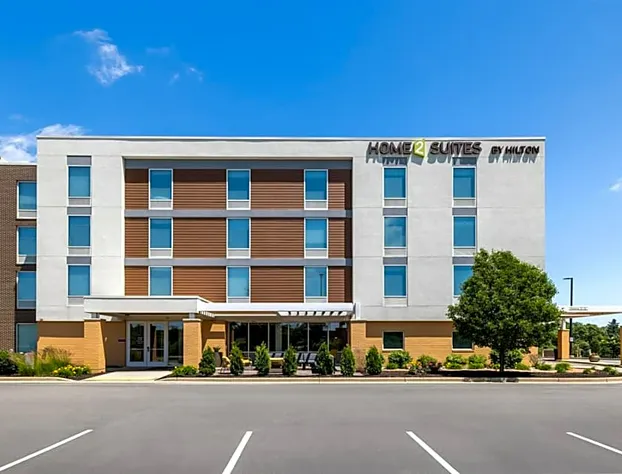 Home2 Suites by Hilton Milwaukee Brookfield hotel detail image 1