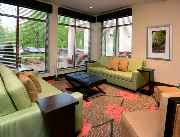 Hilton Garden Inn Greensboro Airport hotel detail image 4