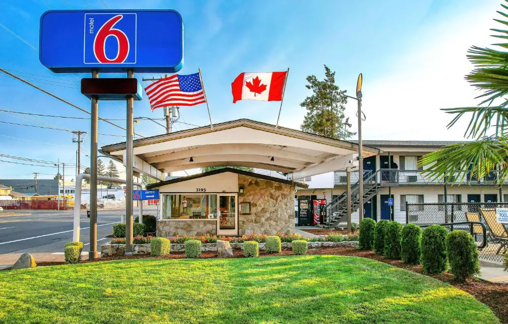 Motel 6 Salem, OR - Expo Center hotel hero