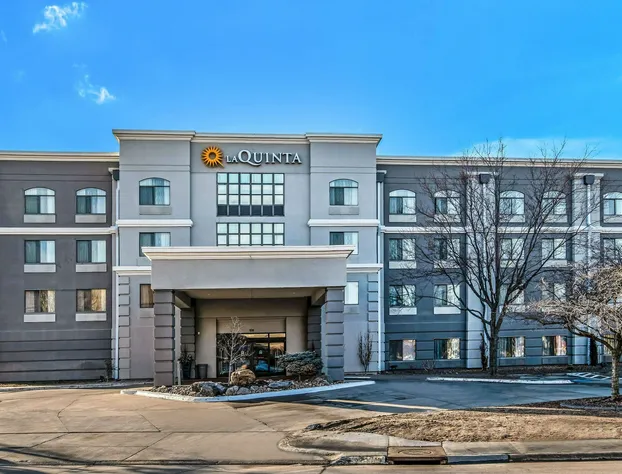 La Quinta Inn & Suites by Wyndham Kearney hotel detail image 1