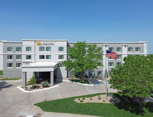 La Quinta Inn & Suites by Wyndham Kearney hotel detail image 4