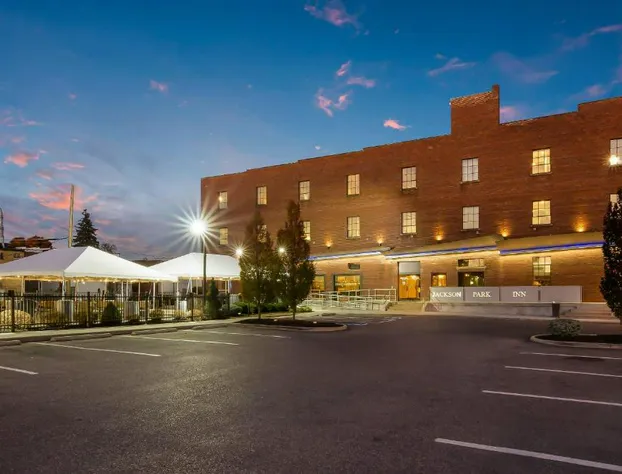 Jackson Park Inn, an Ascend Collection Hotel hotel detail image 1