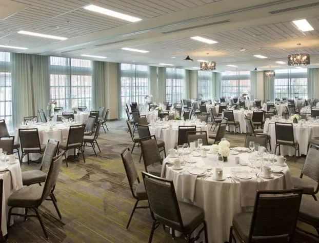 Courtyard by Marriott Seattle Everett Downtown hotel detail image 4