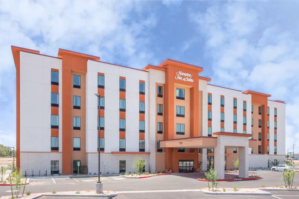 Hampton Inn & Suites Phoenix East Mesa hotel hero