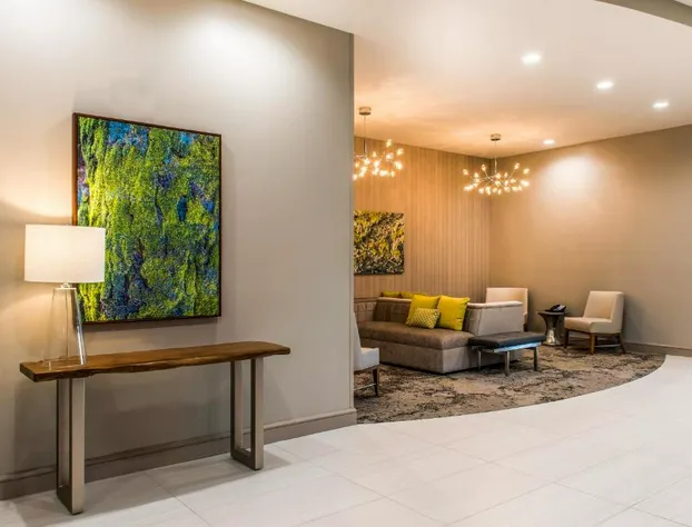 Comfort Inn & Suites Valdosta I-75 hotel detail image 4