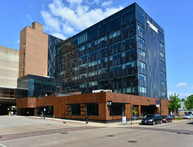 The Lismore Eau Claire - a DoubleTree by Hilton hotel detail image 1