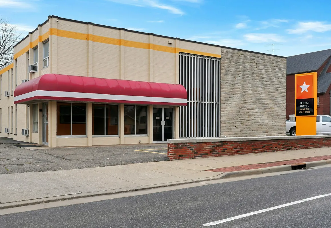 M Star North Canton - Hall of Fame hotel hero