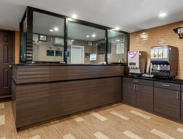 Travelodge by Wyndham South Hackensack hotel detail image 3