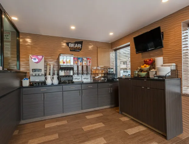 Travelodge by Wyndham South Hackensack hotel detail image 4