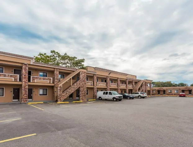 Travelodge by Wyndham South Hackensack hotel detail image 2