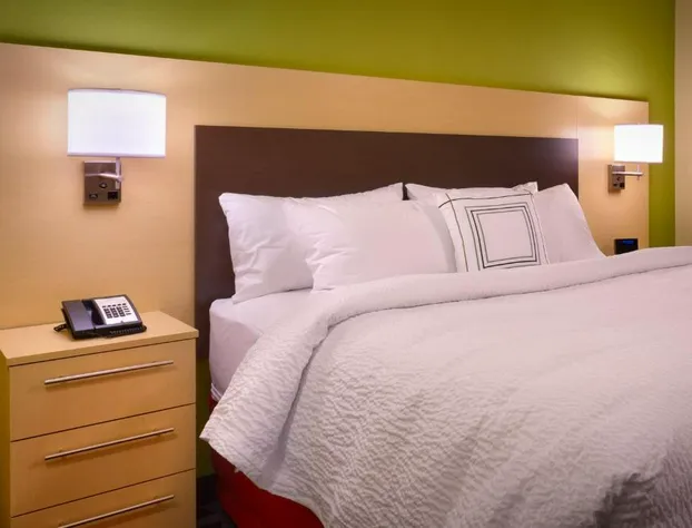TownePlace Suites by Marriott Dickinson hotel detail image 2