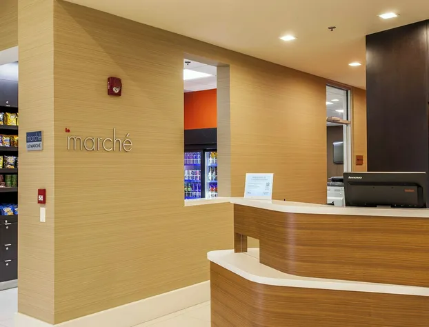 Courtyard by Marriott Montreal West Island/Baie D'Urfe hotel detail image 4