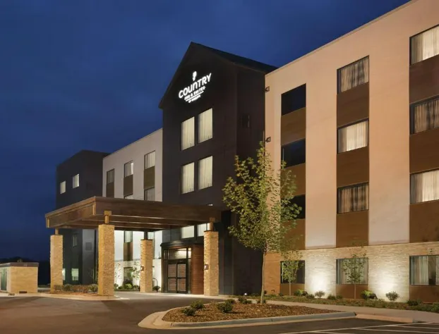 Country Inn & Suites by Radisson Asheville River Arts District hotel detail image 1