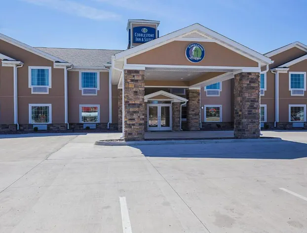 Cobblestone Inn & Suites - Altamont hotel detail image 1