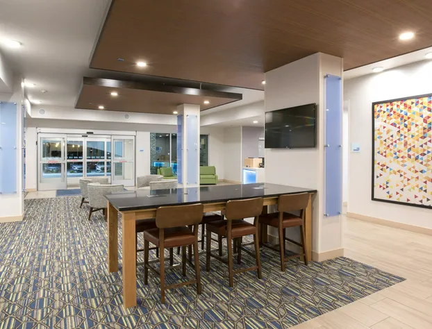 Holiday Inn Express and Suites Lincoln I - 80 by IHG hotel detail image 3