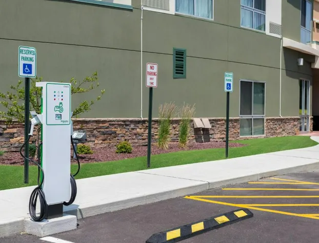 Courtyard by Marriott Elmira Horseheads hotel detail image 3