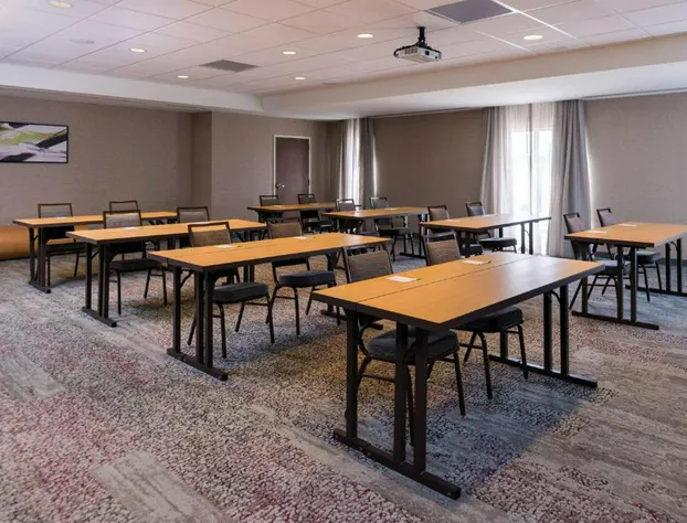 Courtyard by Marriott Elmira Horseheads hotel detail image 1