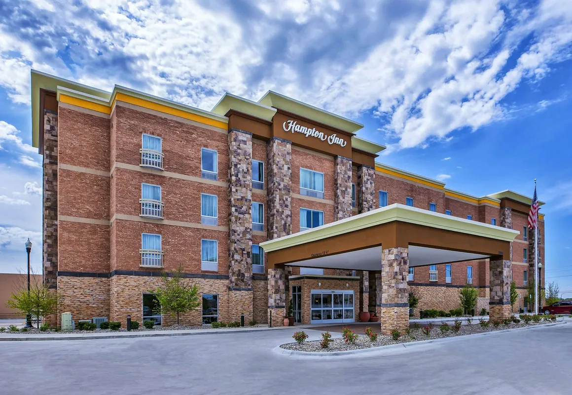 Hampton Inn by Hilton West Bloomfield Novi hotel hero