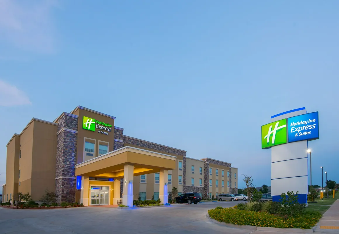 Holiday Inn Express & Suites Stillwater - University Area by IHG hotel hero