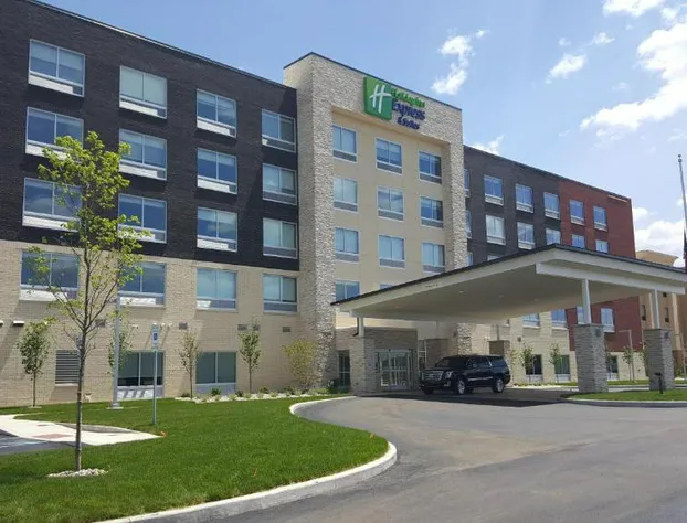 Holiday Inn Express & Suites Toledo West by IHG hotel detail image 3