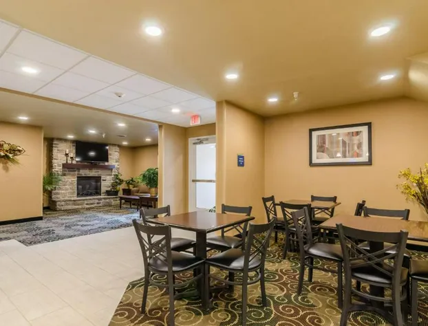 Cobblestone Inn & Suites - Oberlin hotel detail image 3