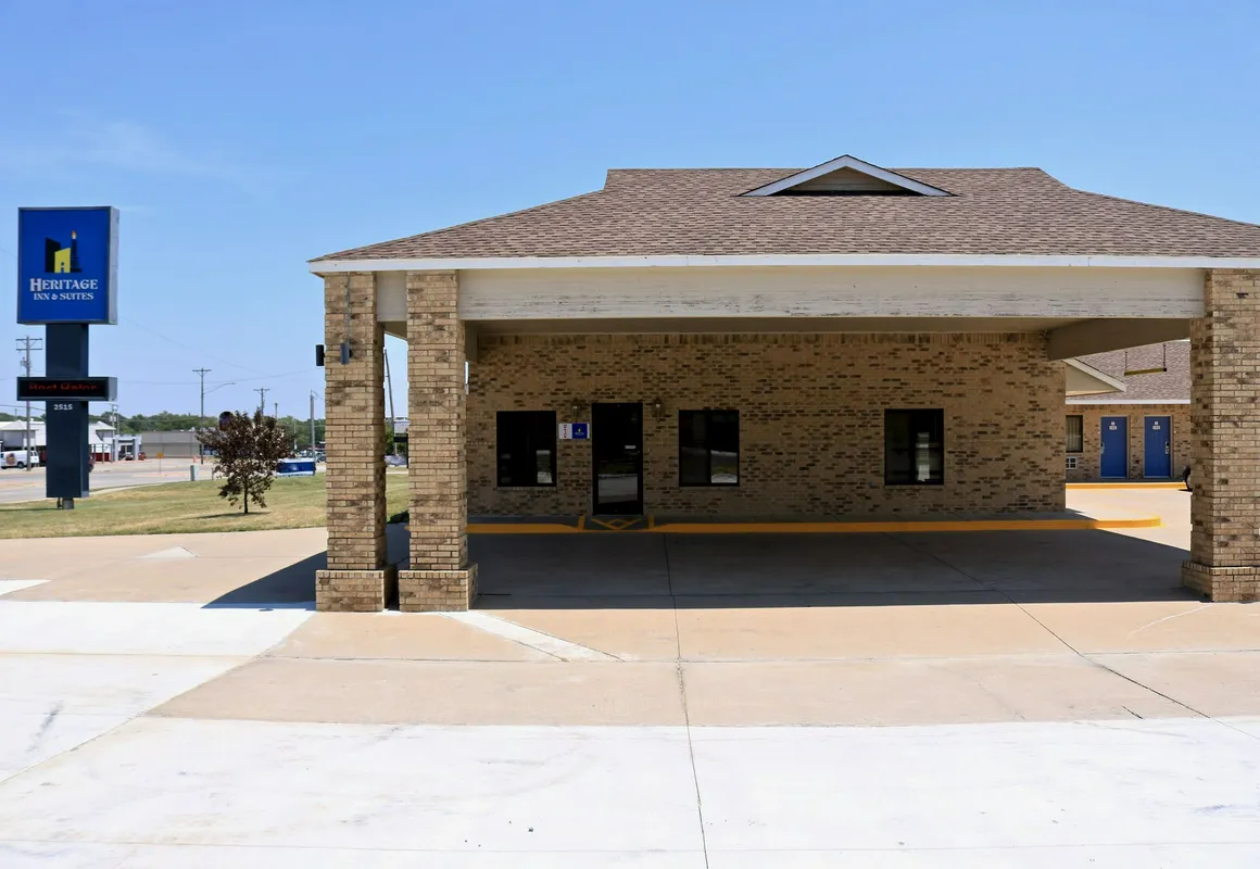 Heritage Inn & Suites hotel hero