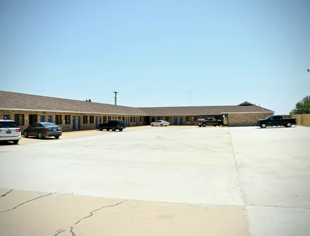 Heritage Inn & Suites hotel detail image 4