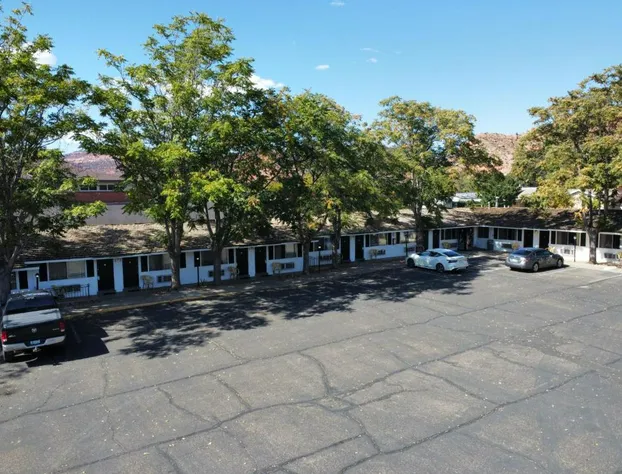 Parry Lodge hotel detail image 2