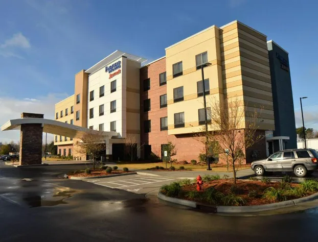 Fairfield Inn & Suites Dunn I-95 hotel detail image 2