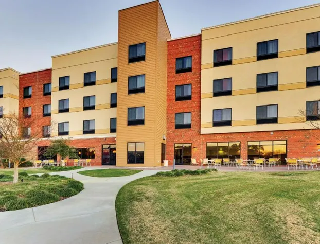 Fairfield Inn & Suites Dunn I-95 hotel detail image 4