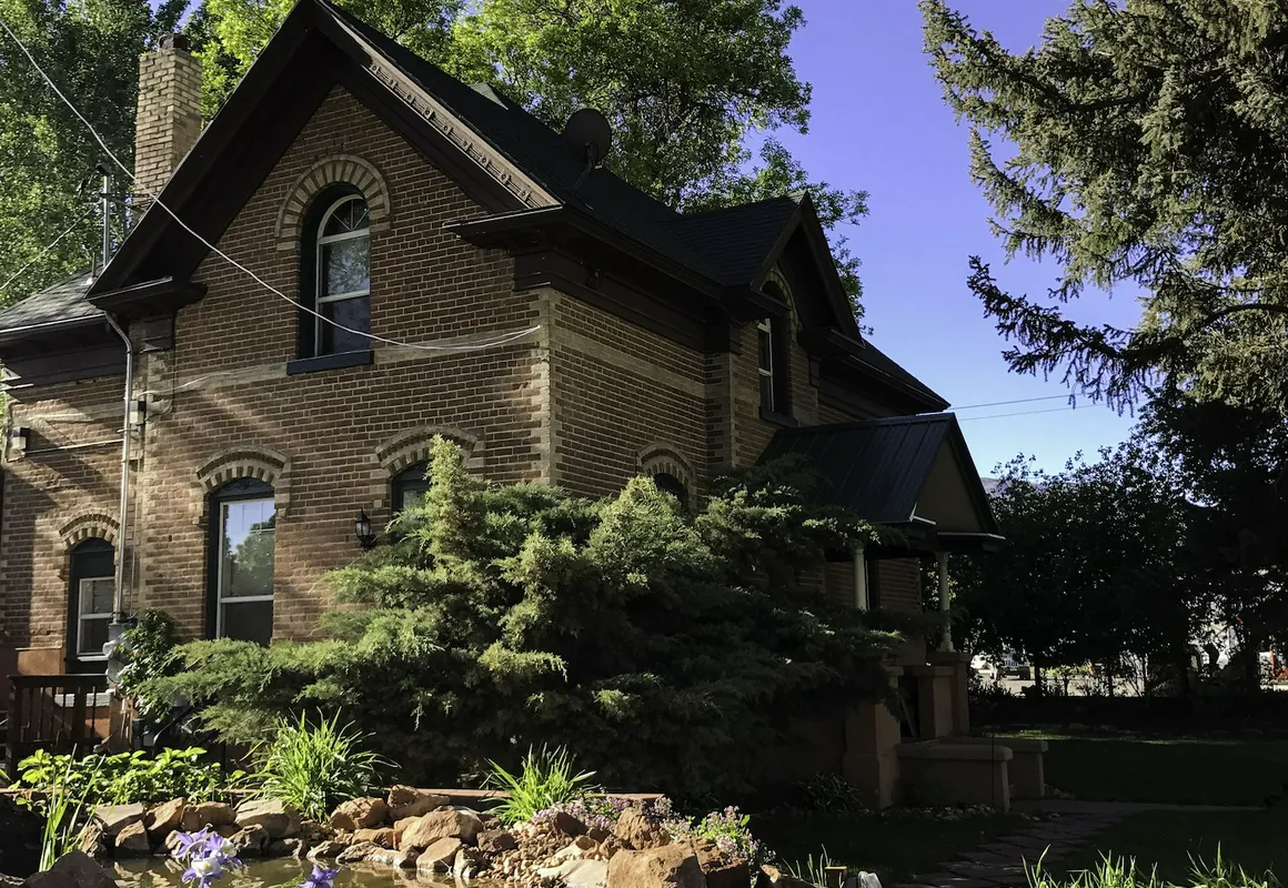 Monroe Inn hotel hero