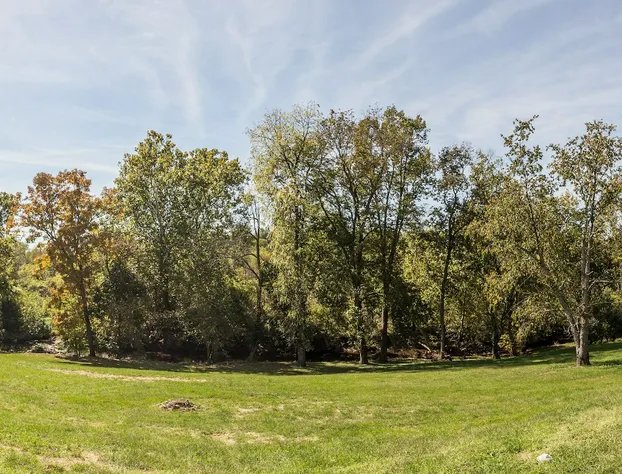 Chateau Annette hotel detail image 1