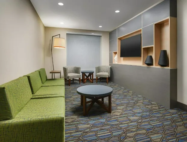 Holiday Inn Express & Suites Oakhurst - Yosemite Park Area by IHG hotel detail image 4