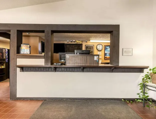 Value Inn Kenosha I-94 - Exit 344 hotel detail image 1