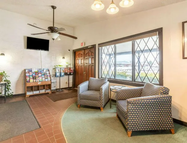 Value Inn Kenosha I-94 - Exit 344 hotel detail image 4