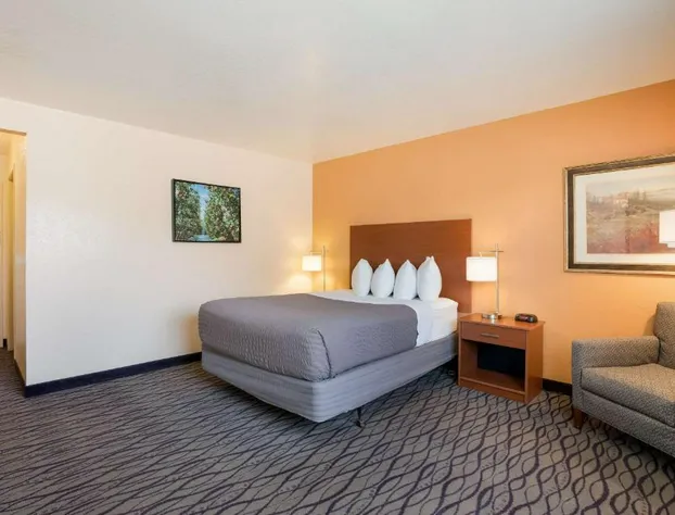 SureStay Hotel by Best Western Wenatchee hotel detail image 3