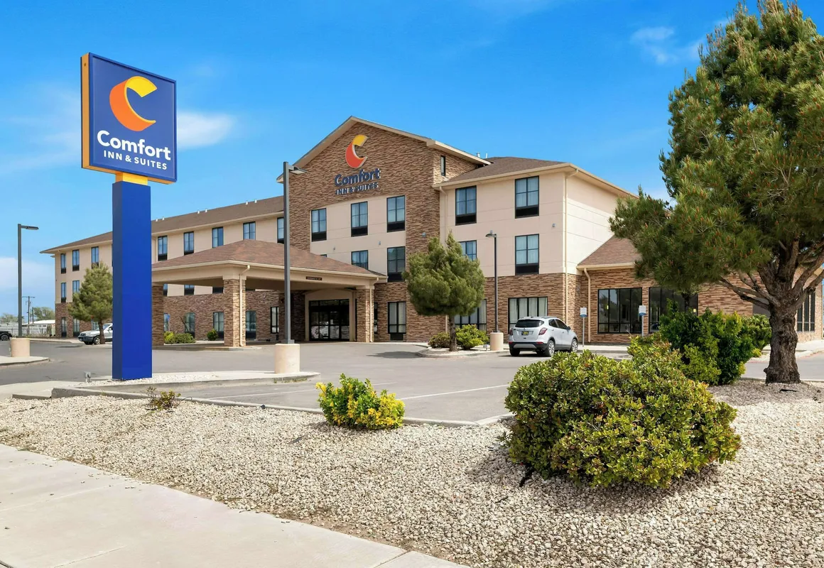 Comfort Inn & Suites Lovington hotel hero