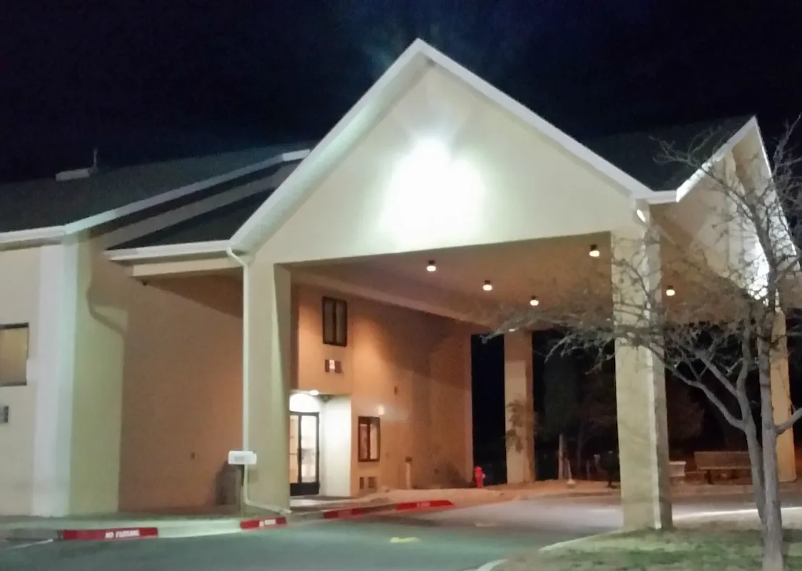 Travelodge by Wyndham Belen hotel hero