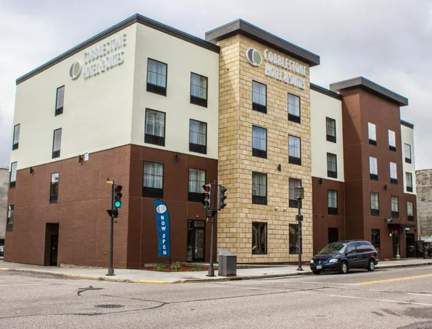 Cobblestone Hotel & Suites – Chippewa Falls hotel detail image 1