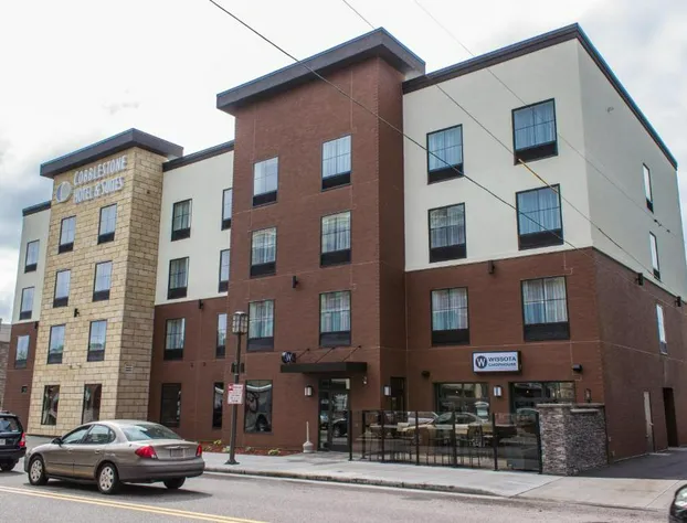 Cobblestone Hotel & Suites – Chippewa Falls hotel detail image 2