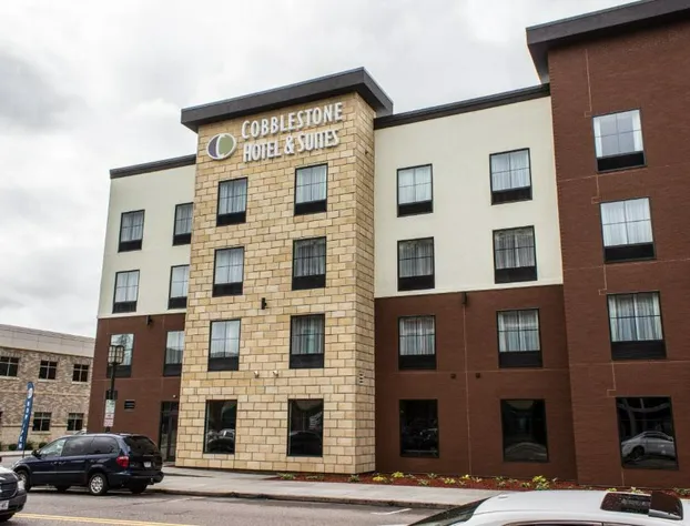 Cobblestone Hotel & Suites – Chippewa Falls hotel detail image 1