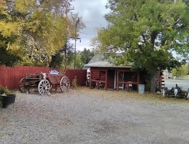 Roundtop Mountain Vista - Cabins and Motel hotel detail image 3